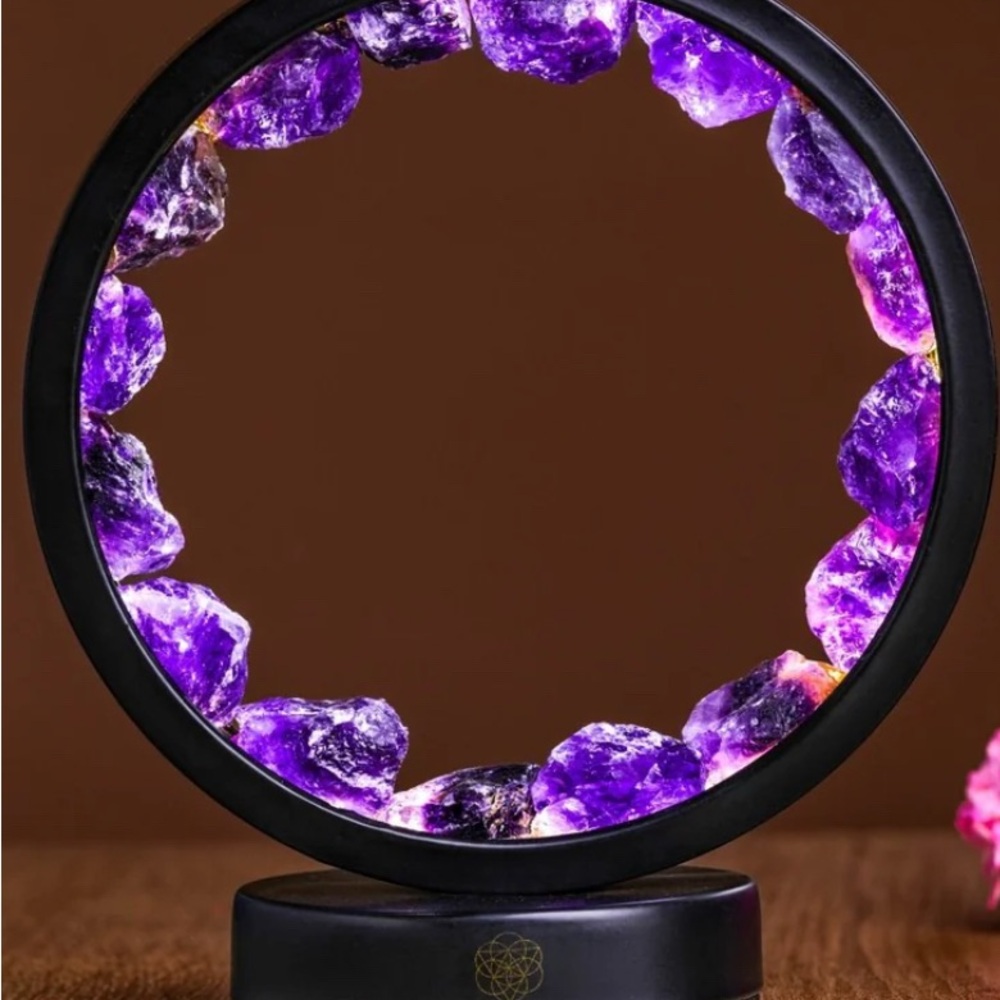 Amethyst spiritual protection lamp NEW in box perfect gift!